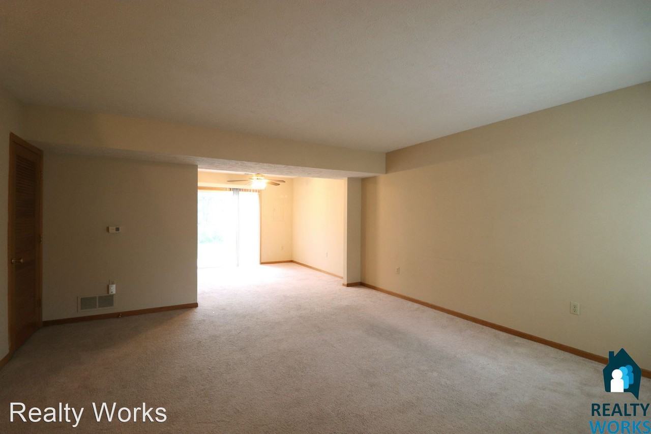 1305 Trimble St - Photo 2 of 15