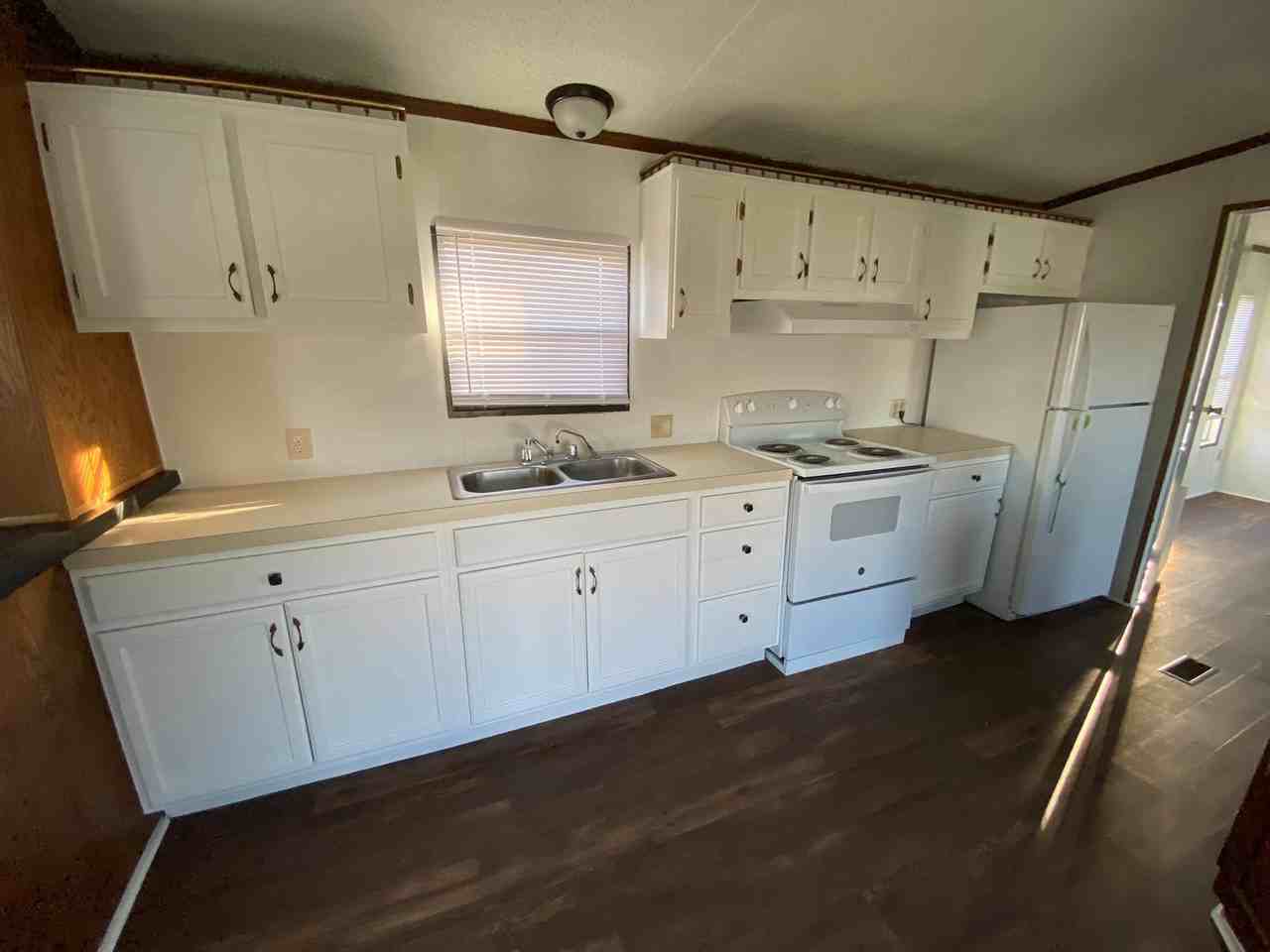 4234 Hill Lane - Photo 3 of 10