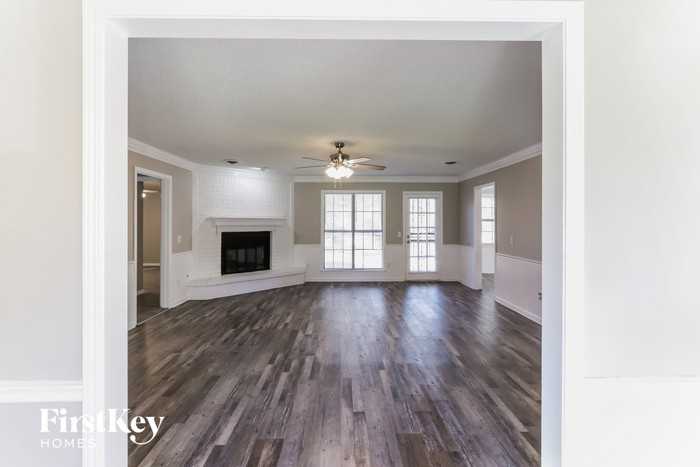 7168 Snyder Rd - Photo 2 of 15