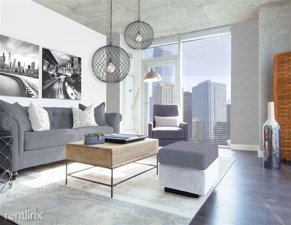 Grand and Wells - Photo 3 of 9