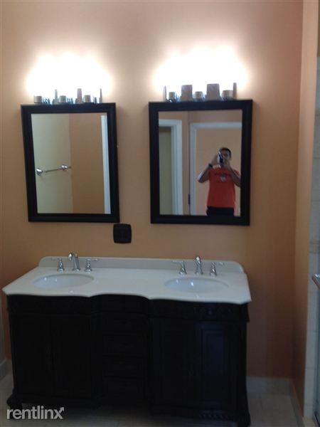 NE 21st Ave - Photo 3 of 9