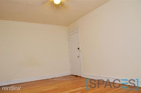 514 W Cornelia Ave - Photo 2 of 9