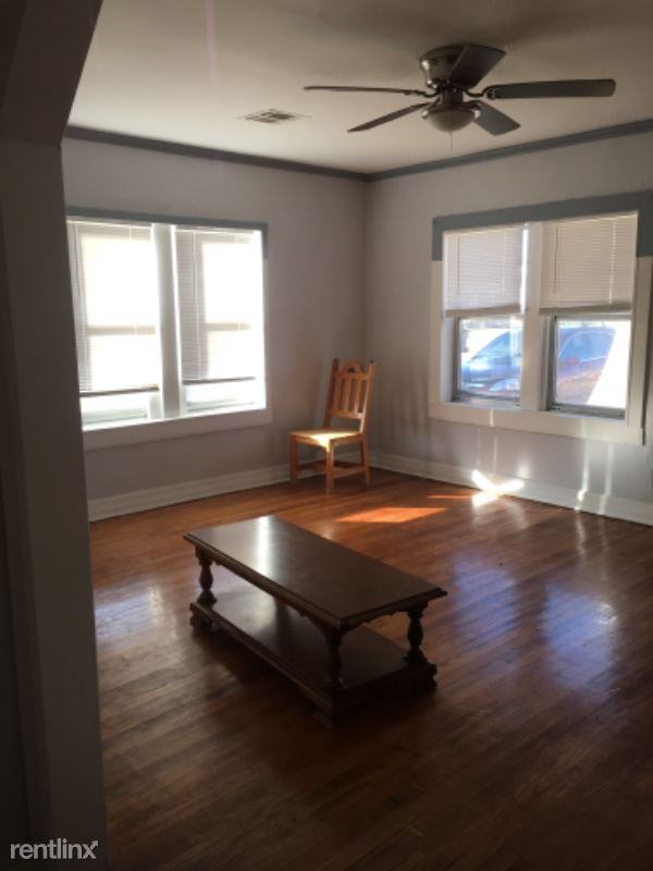 1138 Nw 29th St - Photo 2 of 10