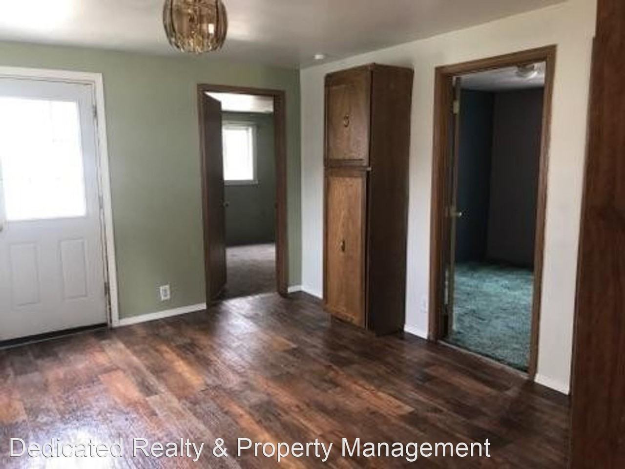 310 Avenue E - Photo 2 of 6