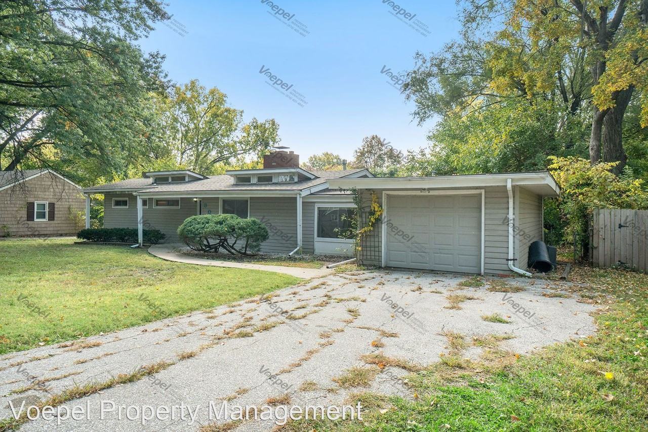 303 W 96th Ter - Photo 2 of 23