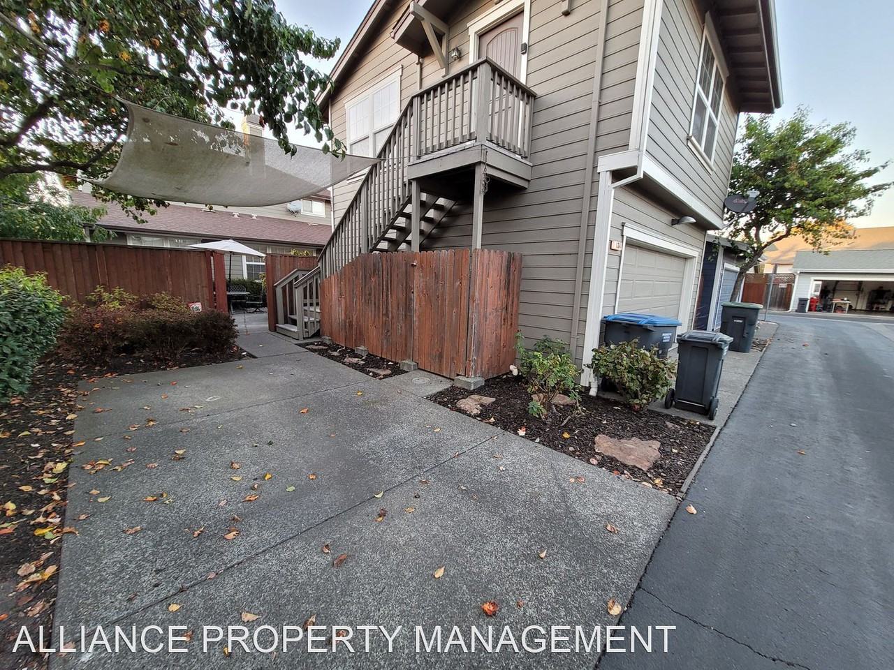 634 Mcginnis Cir #A - Photo 3 of 8