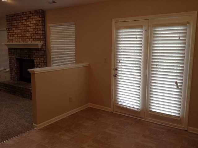 6620 Rosebush Ln - Photo 3 of 13