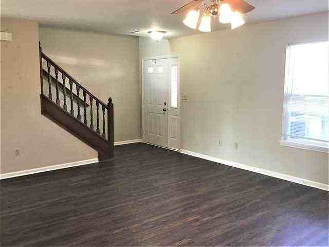19195 Pathway Pointe - Photo 2 of 20