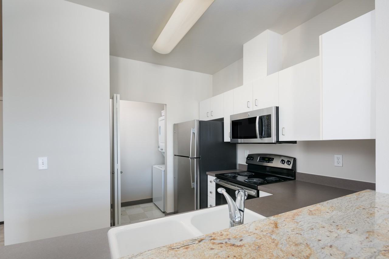 Pacific Pointe - Photo 4 of 36