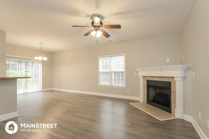 4686 Eagle Path - Photo 3 of 16