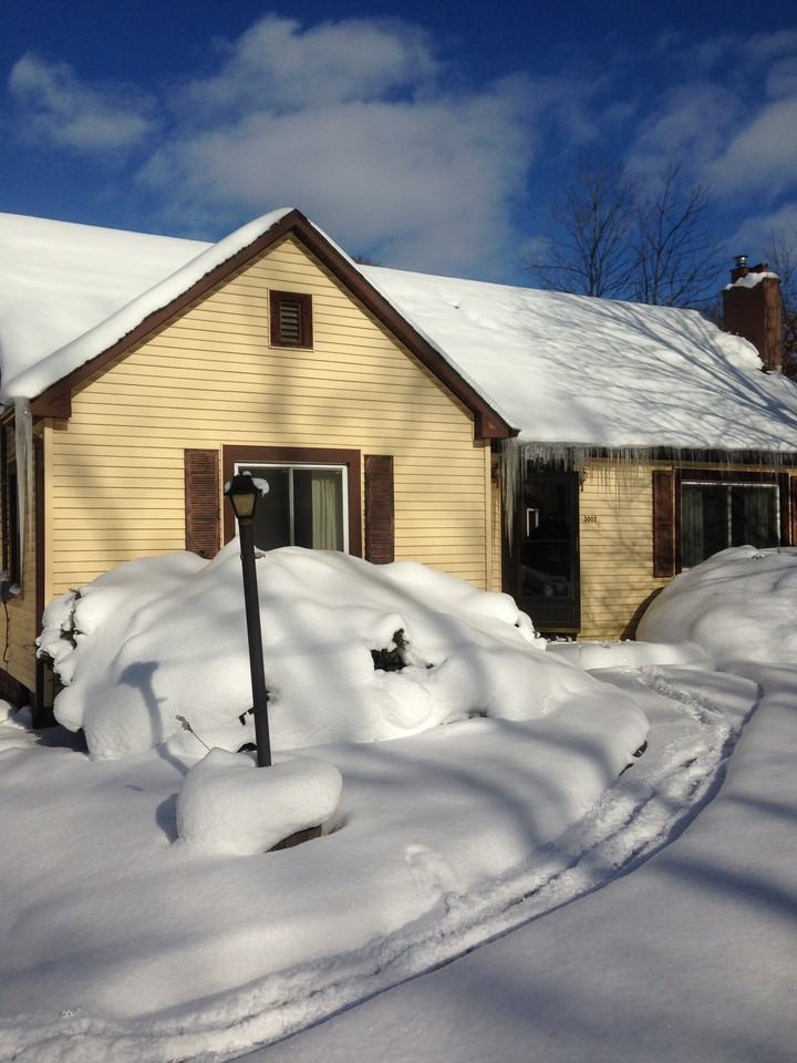 3002 Alamo Ave - Photo 2 of 16