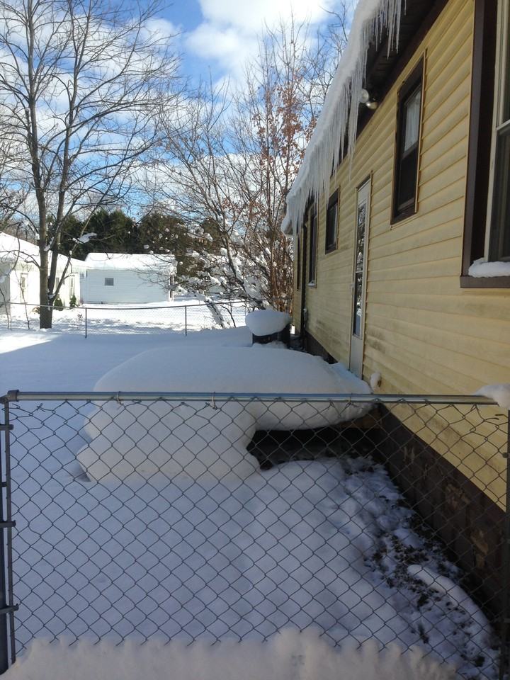 3002 Alamo Ave - Photo 3 of 16