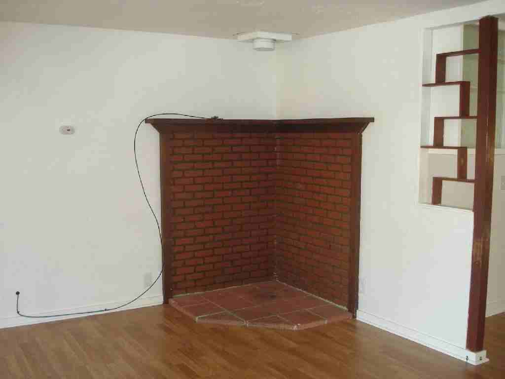 132 Silver Eagle Rd - Photo 3 of 12