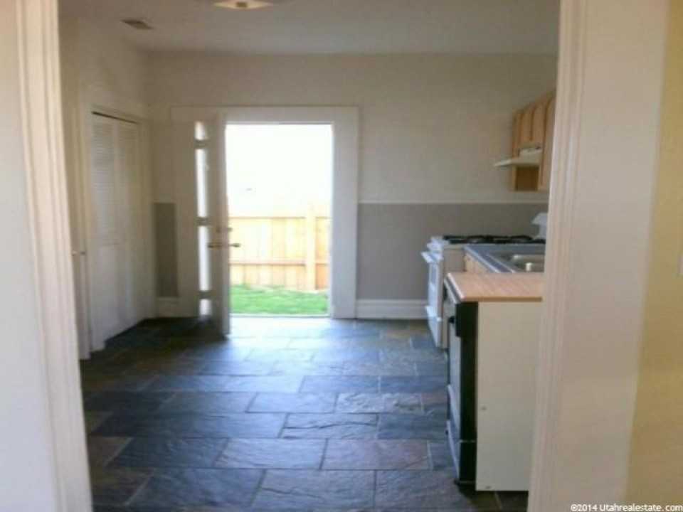 29 Cleveland Ave - Photo 2 of 5