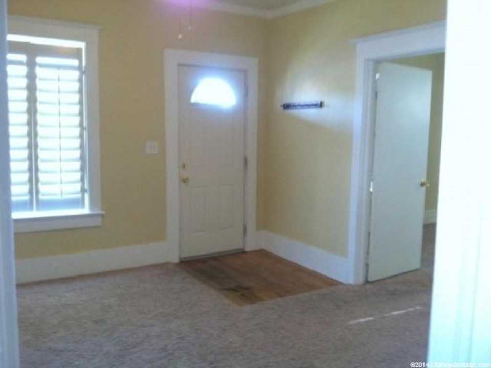 29 Cleveland Ave - Photo 3 of 5