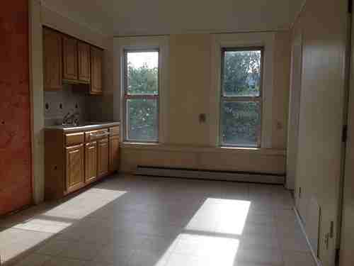 27 Hopkins Avenue - Photo 2 of 17