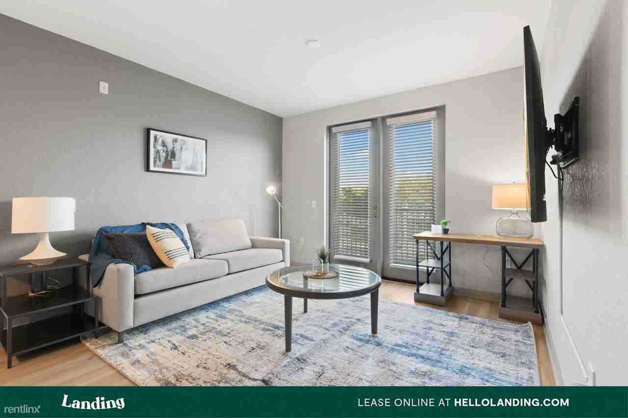 Landing Furnished Apartment Fusion 1560 - Photo 2 of 20