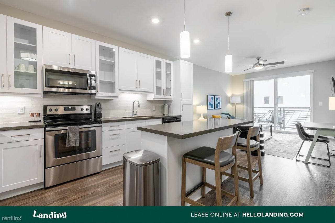 Landing Furnished Apartment Maddox South End - Photo 2 of 29