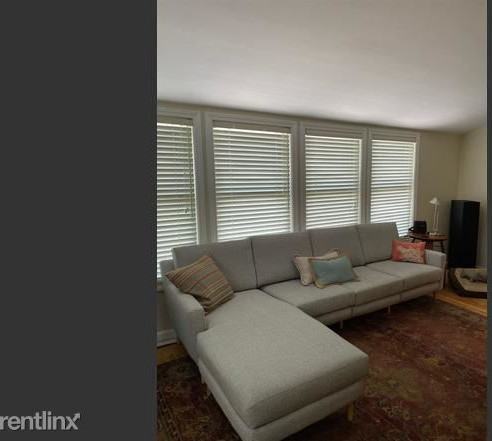 158 158 Wharf St - Photo 3 of 7