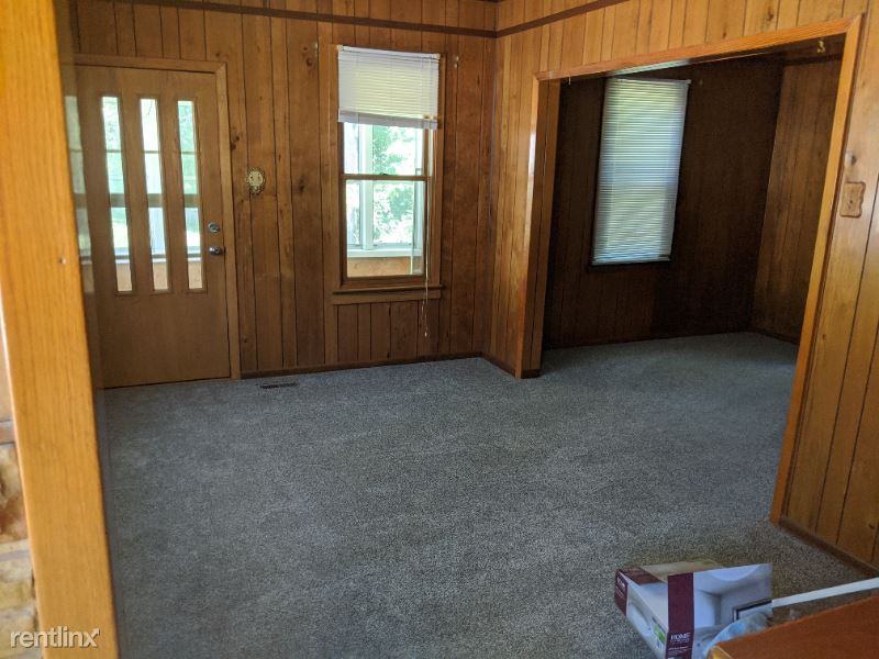 321 Hascall St - Photo 3 of 6
