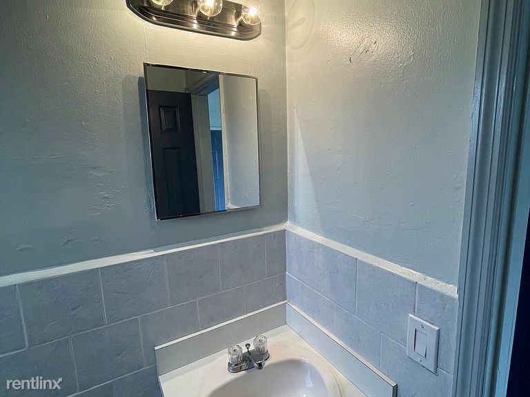 3250 Nw 179th St - Photo 3 of 14
