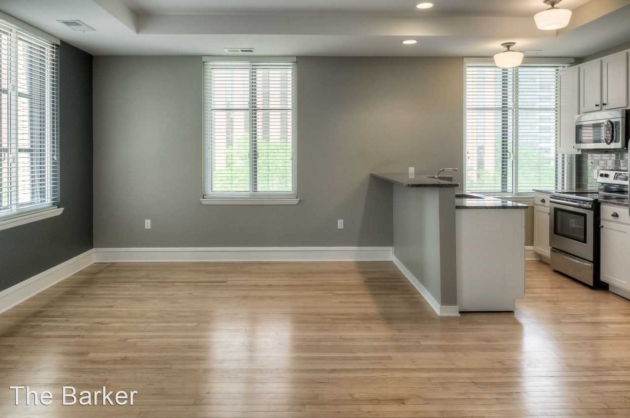 The Barker - Photo 4 of 32