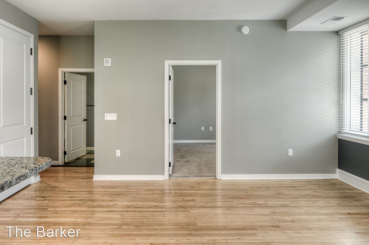 The Barker - Photo 5 of 32