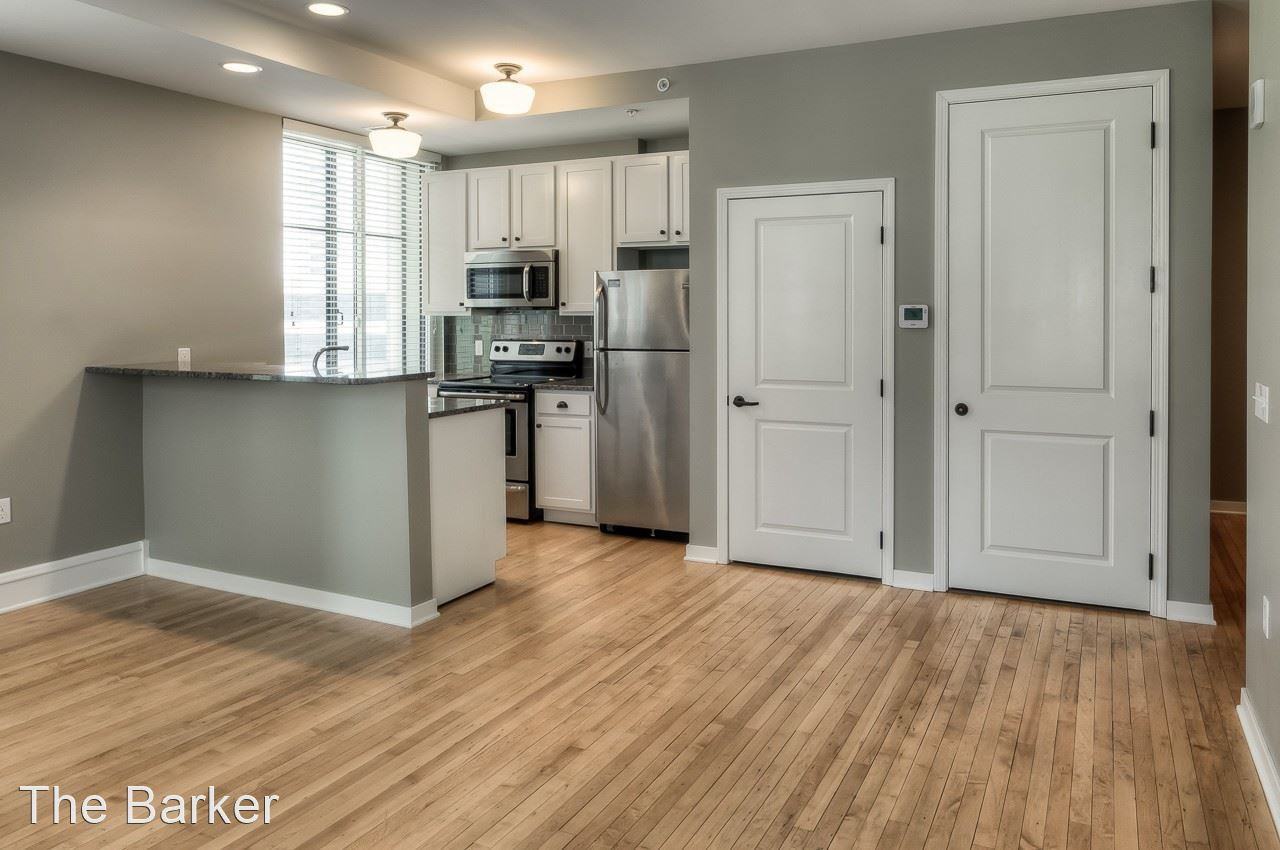 The Barker - Photo 2 of 32