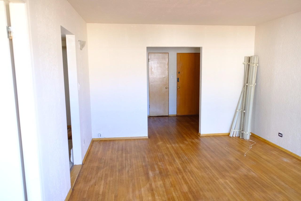 6635 Sussex Avenue #208