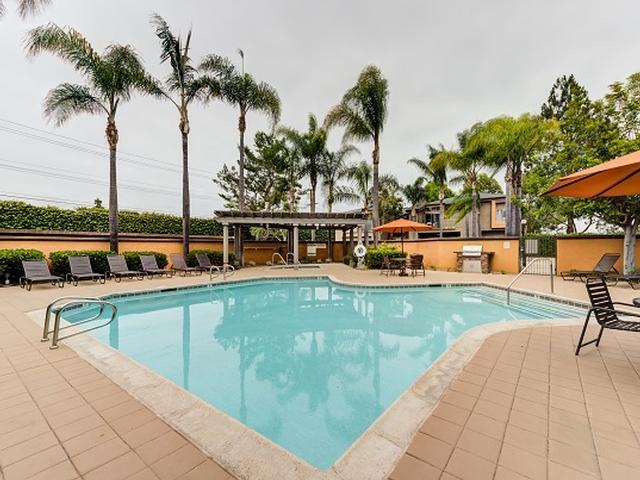 1380 Village Way - Photo 3 of 37