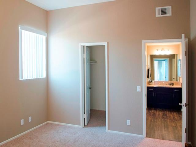 1380 Village Way - Photo 2 of 10