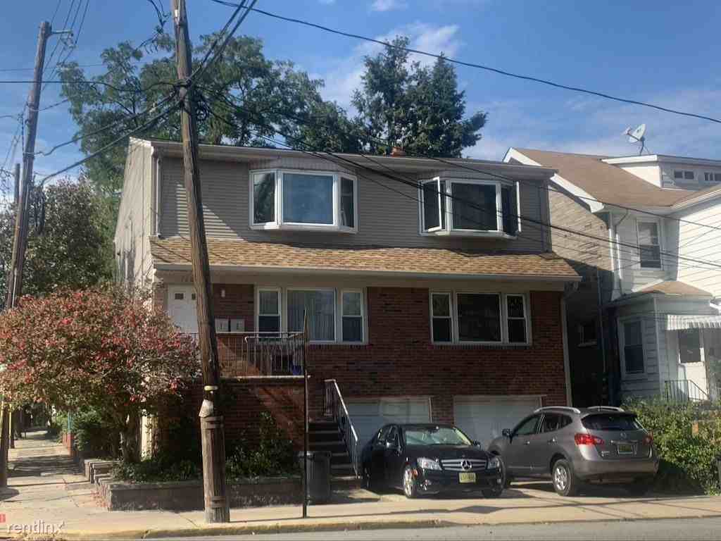 boulevard east - Photo 2 of 8