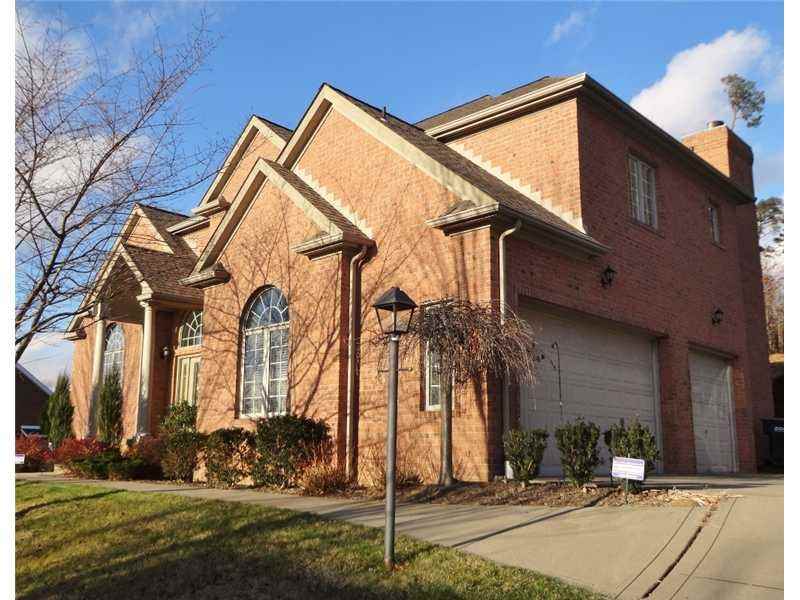 343 Ivy Dr - Photo 2 of 25