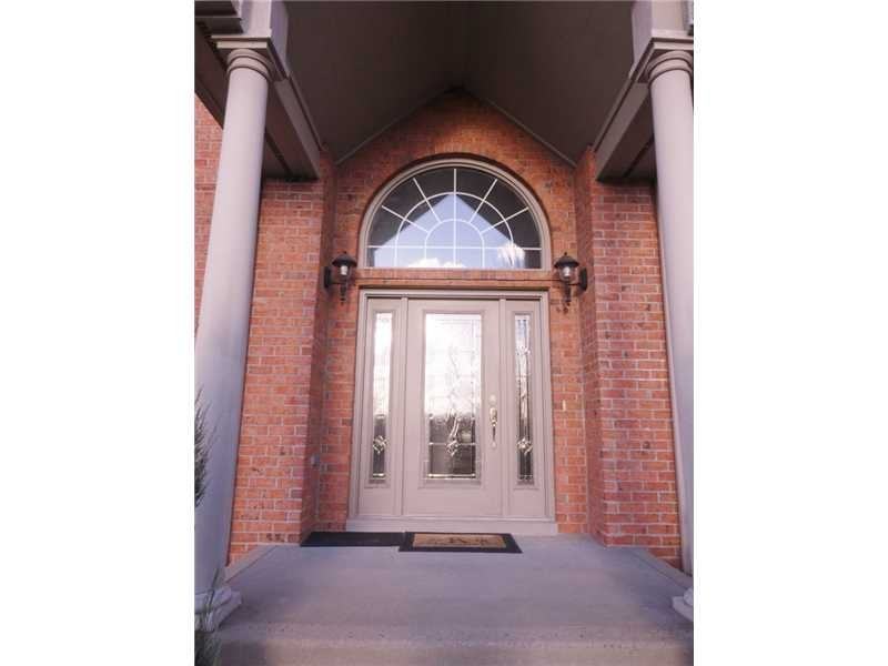 343 Ivy Dr - Photo 3 of 25