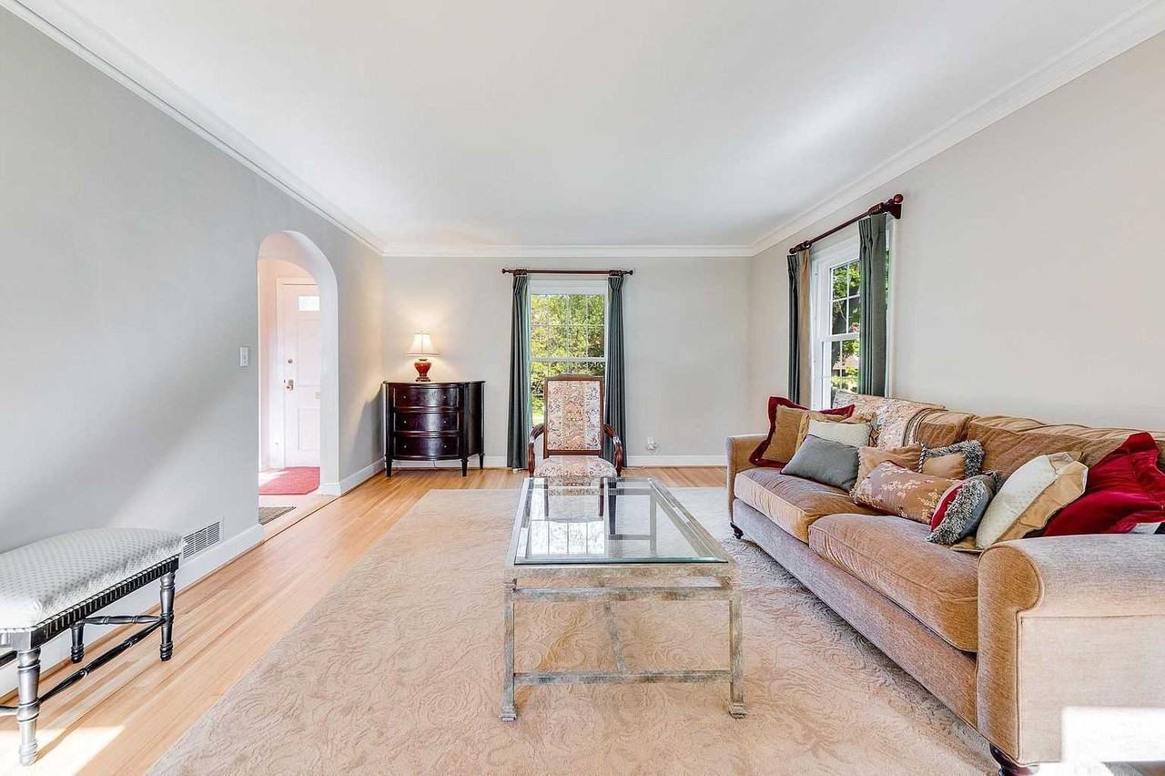 3820 Vincent Ave S - Photo 2 of 25