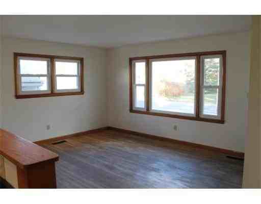 10 Manchaug St - Photo 3 of 13