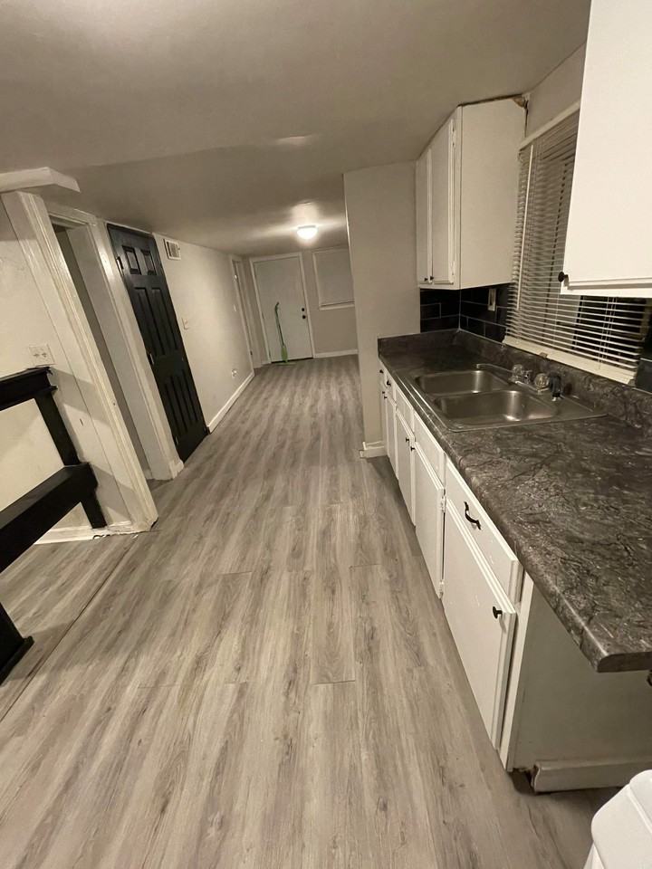 215 Griffin Street Northwest #1