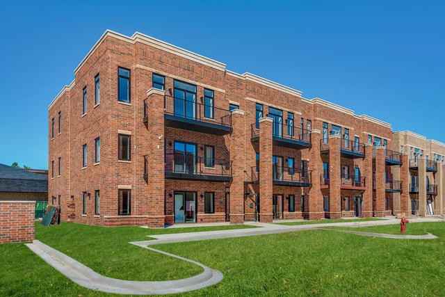 8465 West Grand Avenue #102 - Photo 2 of 14