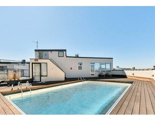 12 Stoneholm Street #406B