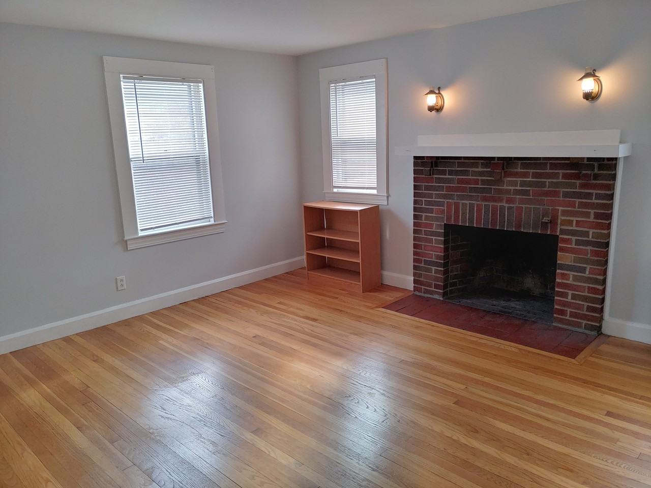 35 Maplewood Street - Photo 3 of 12