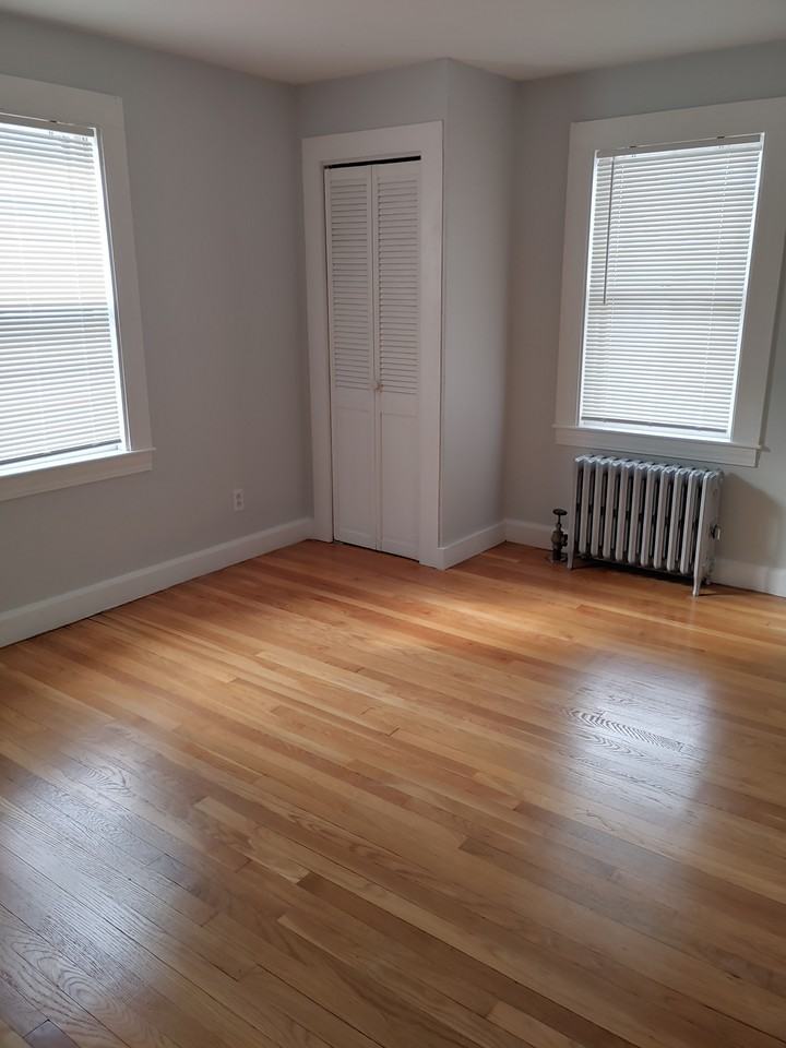 35 Maplewood Street - Photo 6 of 12