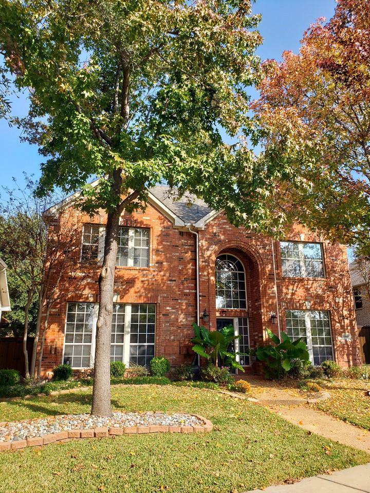 1502 Drexel Ct - Photo 2 of 24