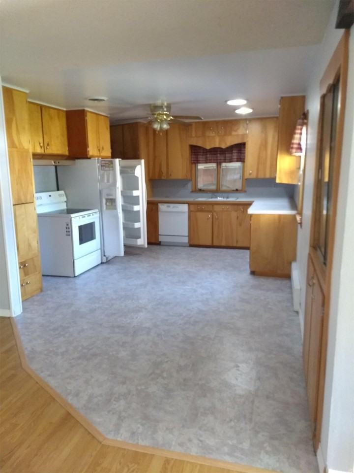 3296 Buena Vista Rd - Photo 3 of 7