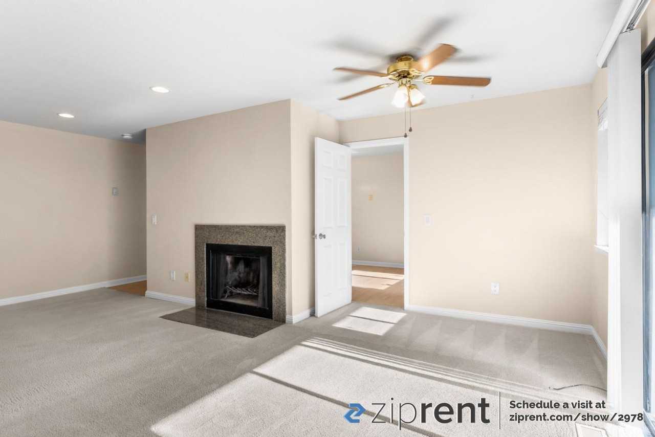 4031 Rector Cmn - Photo 3 of 20