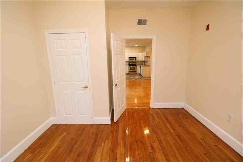 14 Estella St #1 - Photo 7 of 11