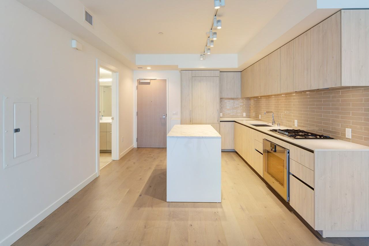 110 Channel Street #526