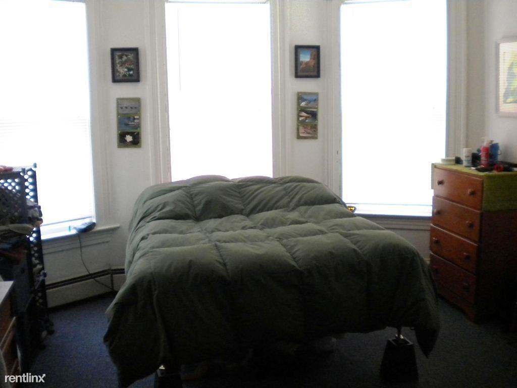 8A Hickok Pl - Photo 2 of 10