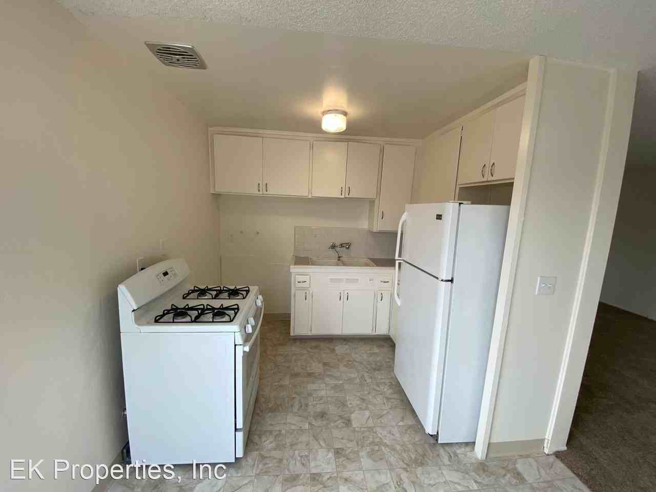 431-441 4th St - Photo 3 of 6