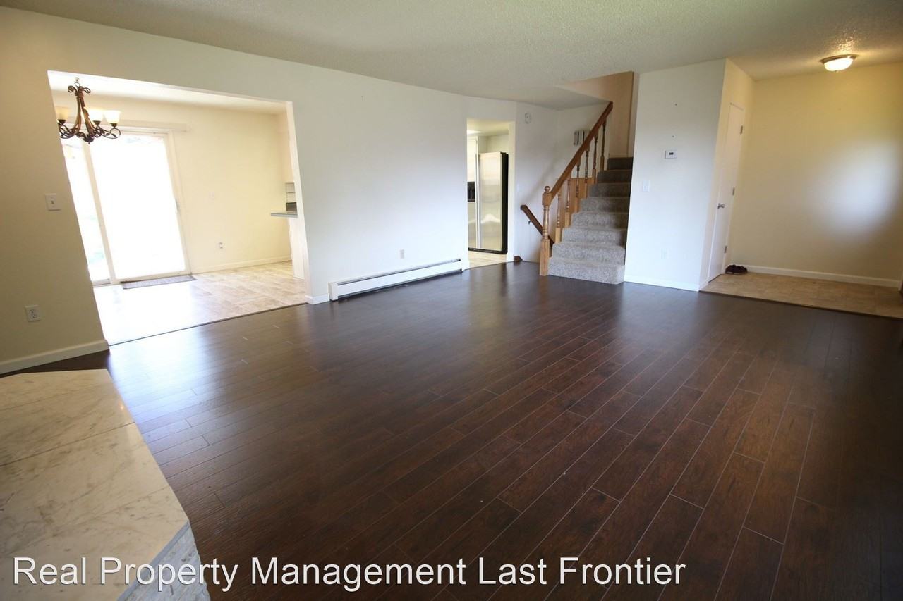 9410 Arlene Dr - Photo 3 of 32