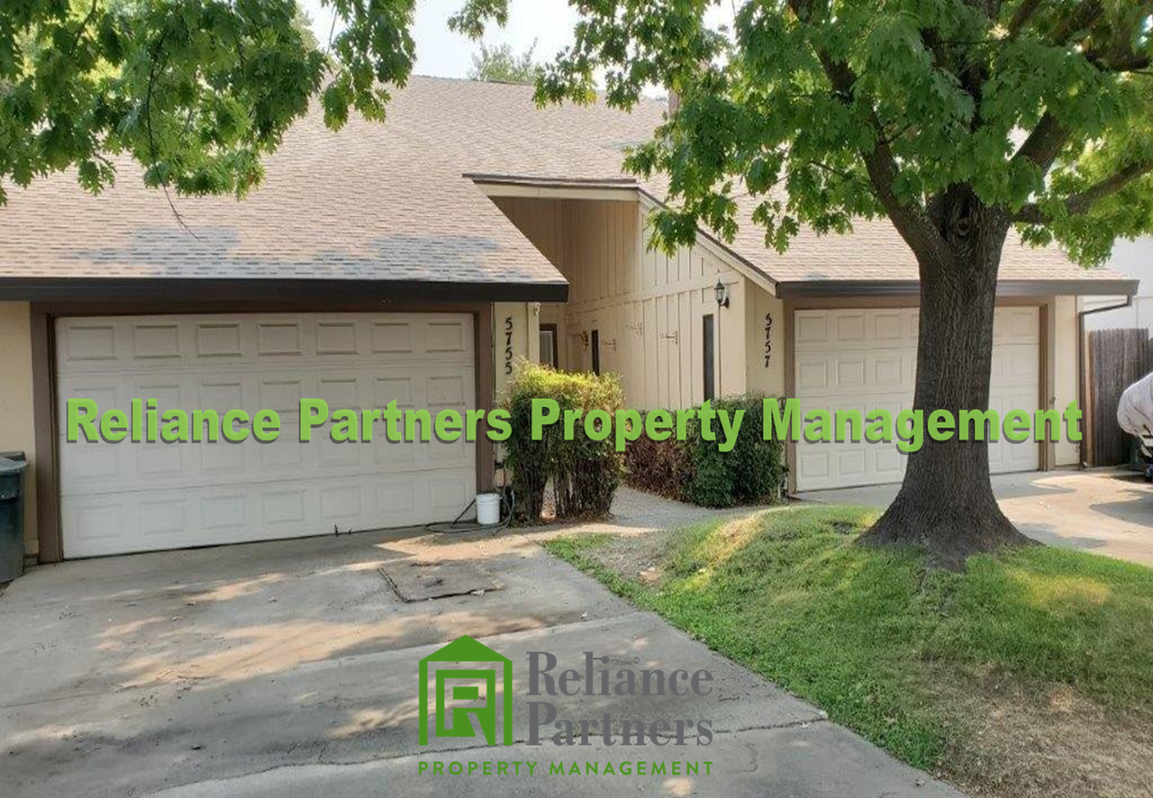 5757 Haskell Ave - Photo 2 of 29